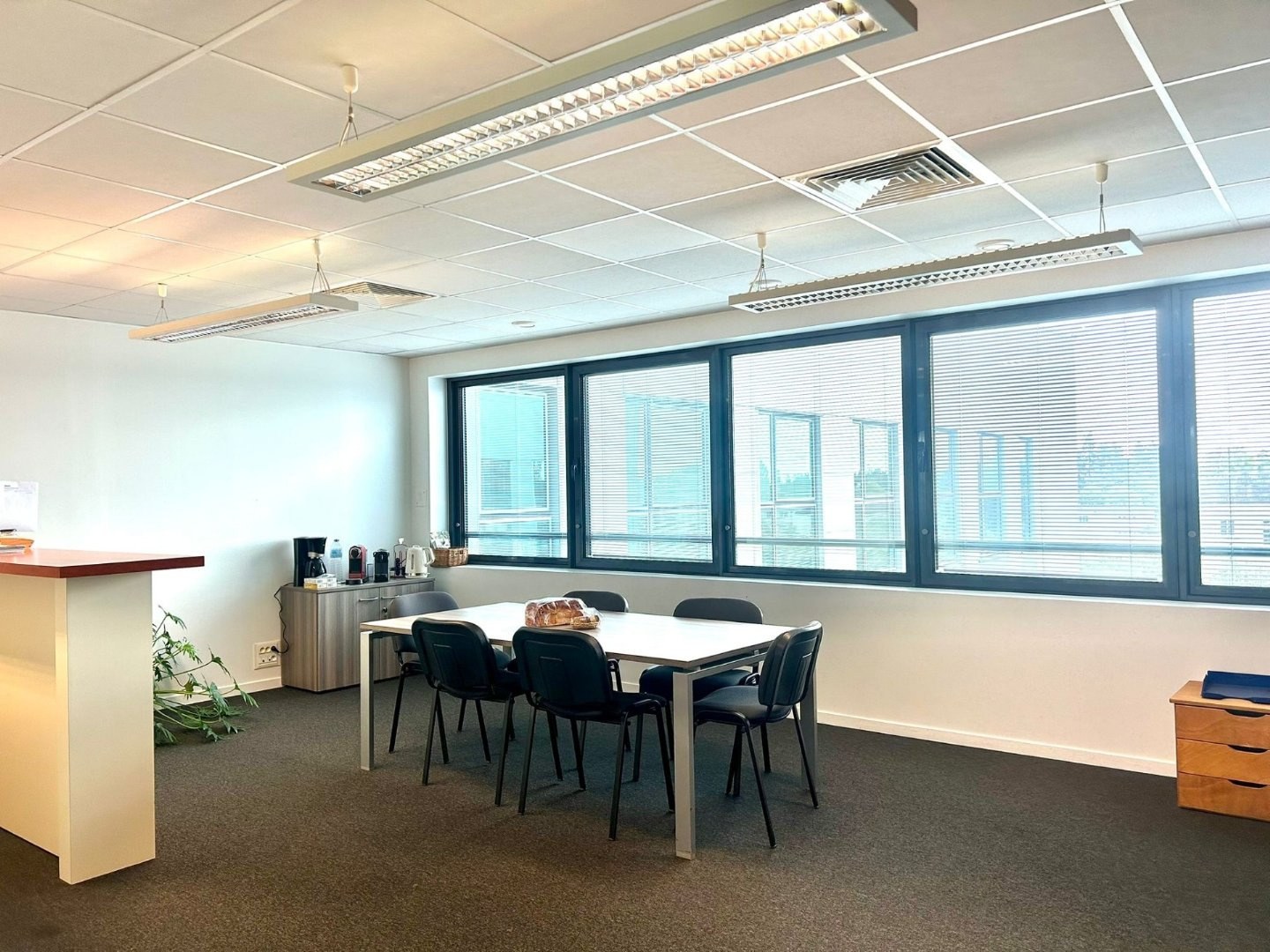 Bureau Tours – photo 4
