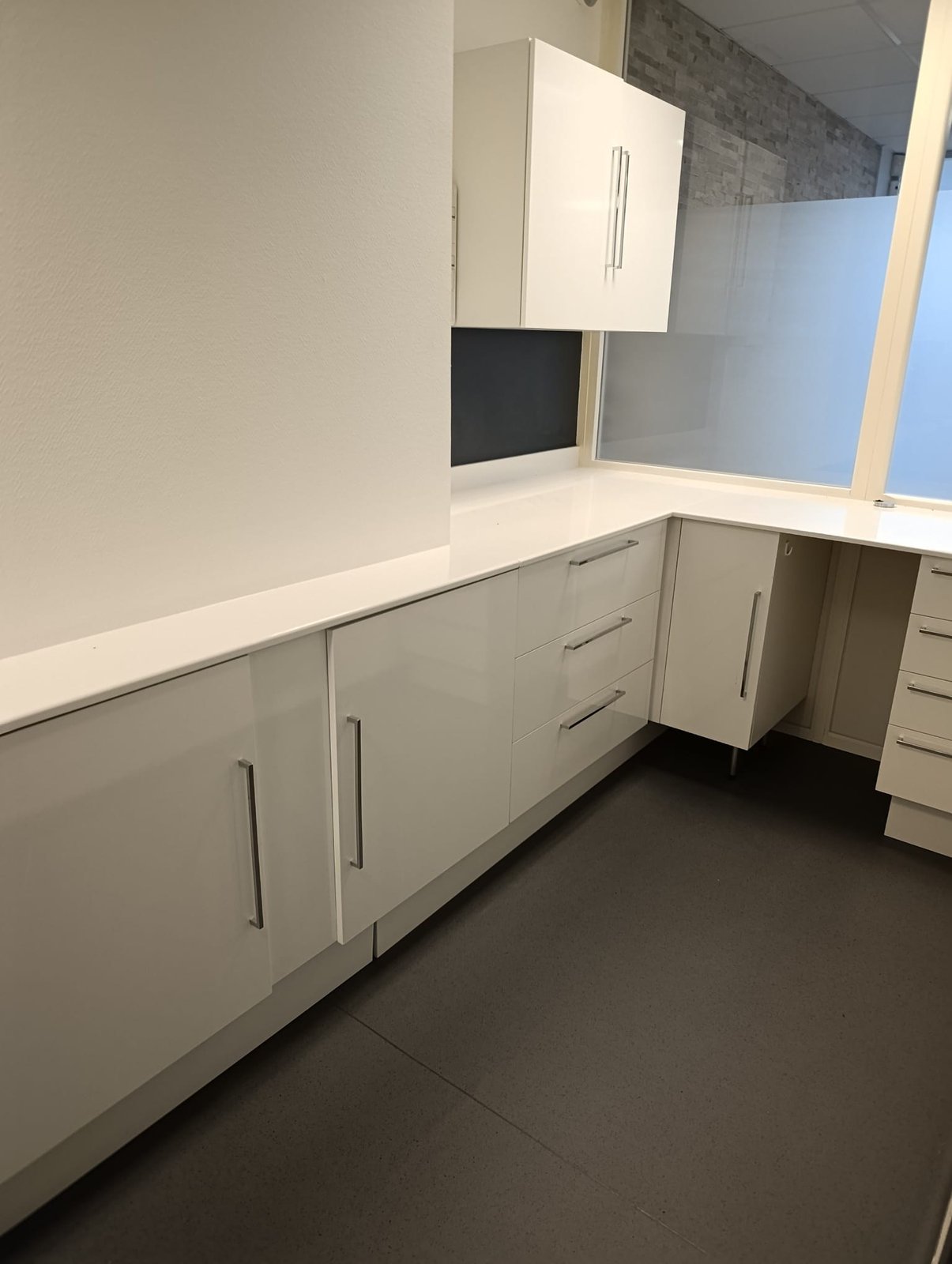Bureau Saint-Cyr-sur-Loire – photo 2