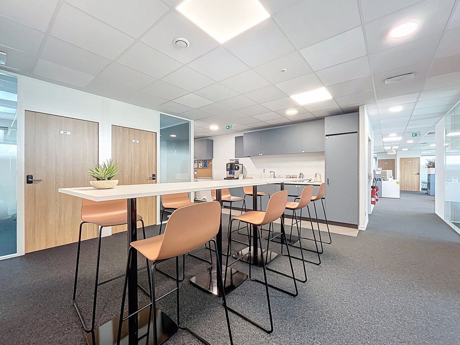 Bureaux flexibles, coworking et salles de réunion : l’espace de travail qui s’adapte à votre activité