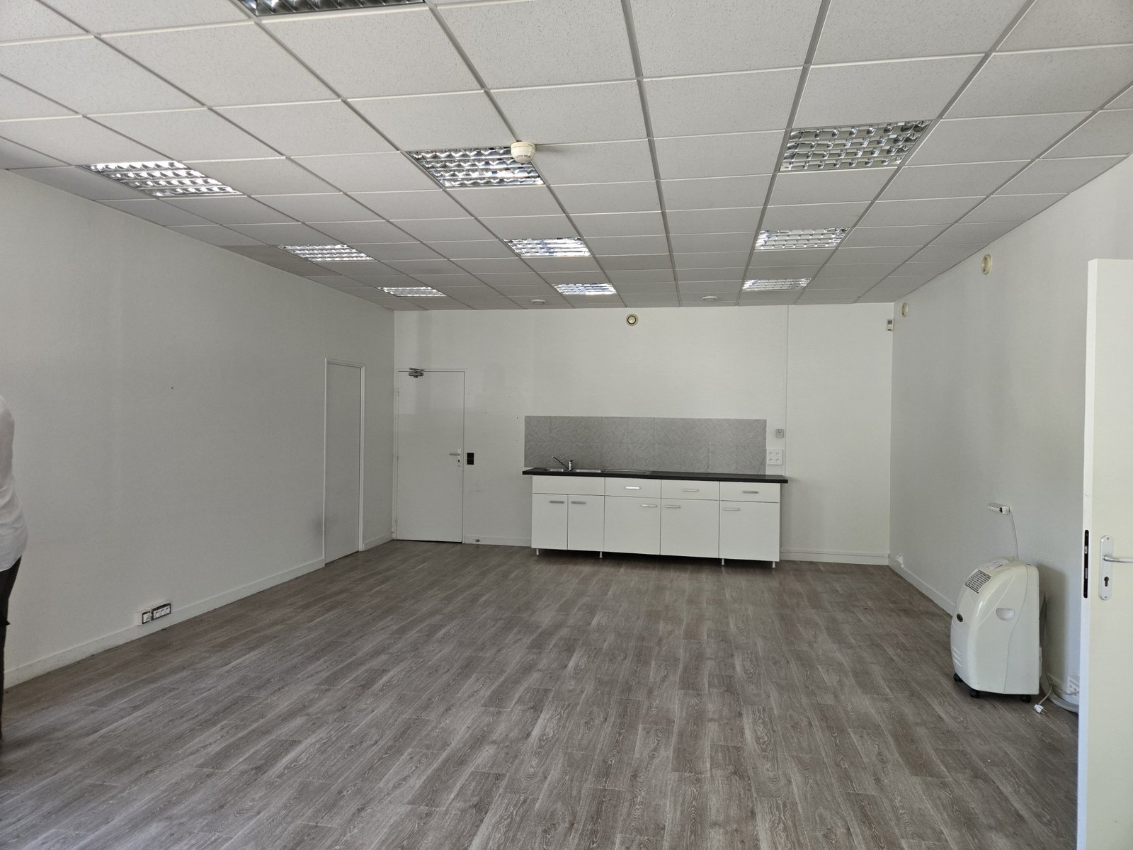Bureau Tours – photo 3