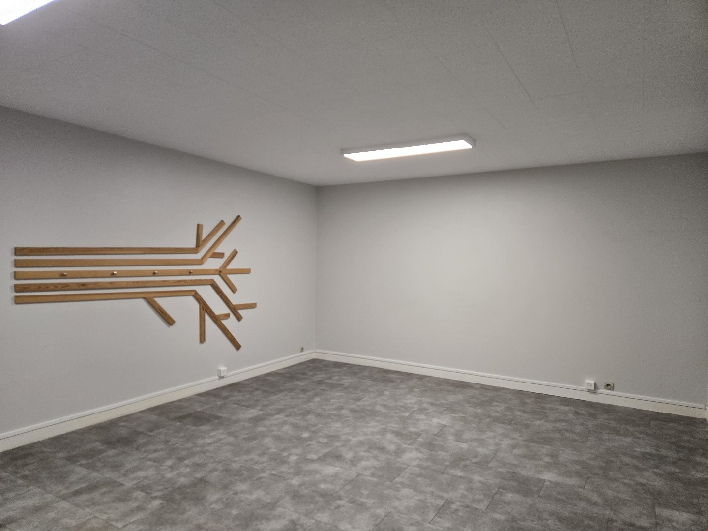 A louer - plateau de bureaux de 135 m2 aux Granges Galand