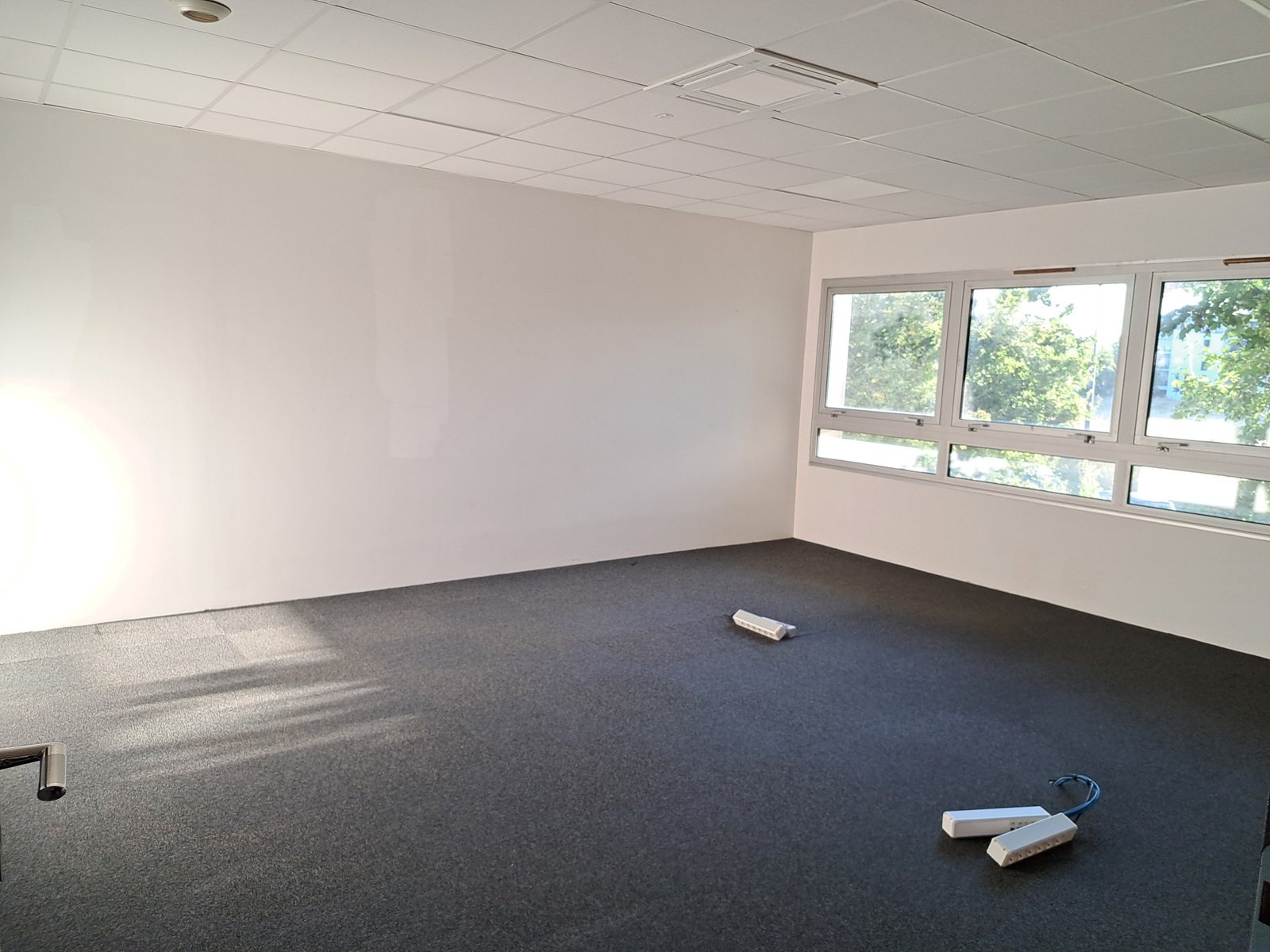 Bureau Tours – photo 3