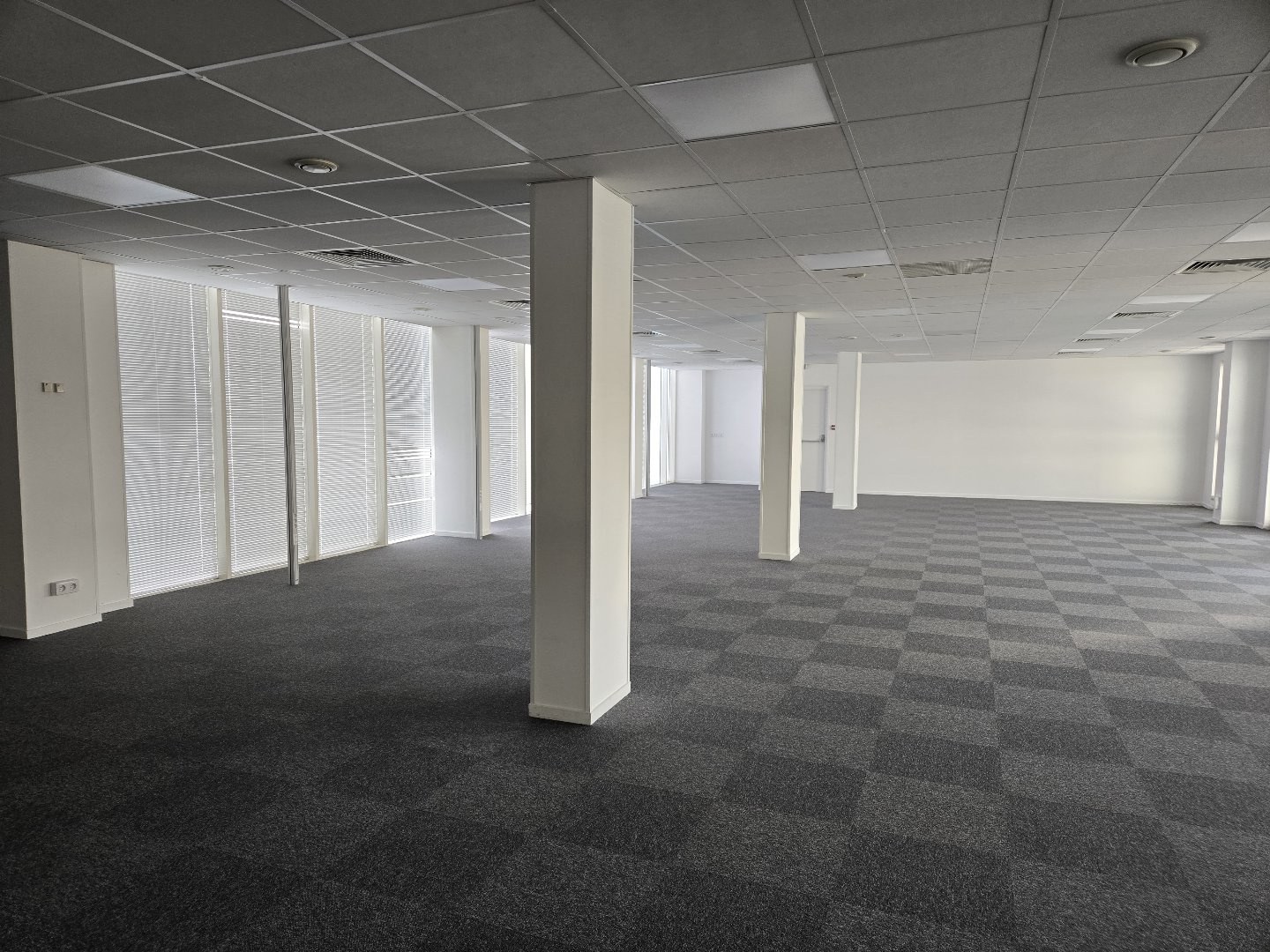 Bureau Tours – photo 2